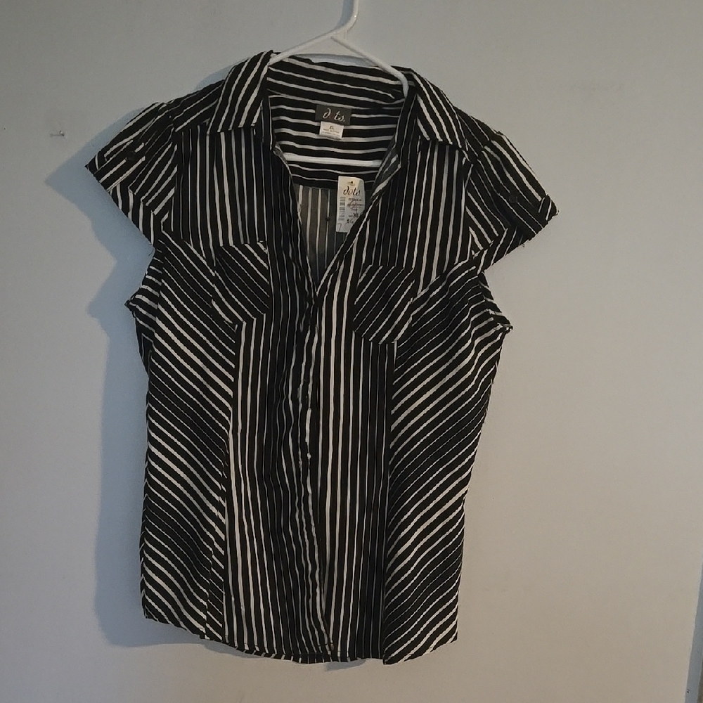 Black and White Striped Women's Top